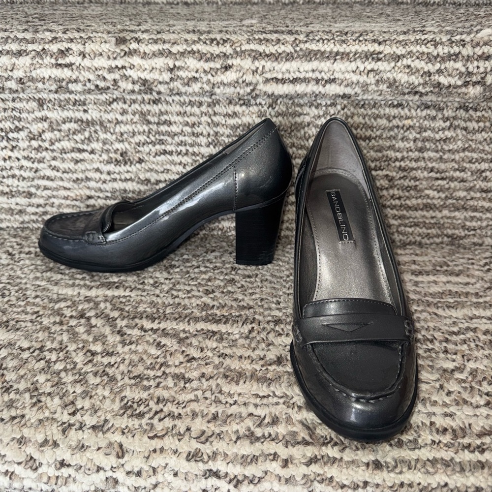 Bandolino Metallic Gray Block Heel Loafers
